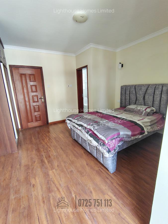 5 Bed Townhouse with En Suite at Lavington - 7