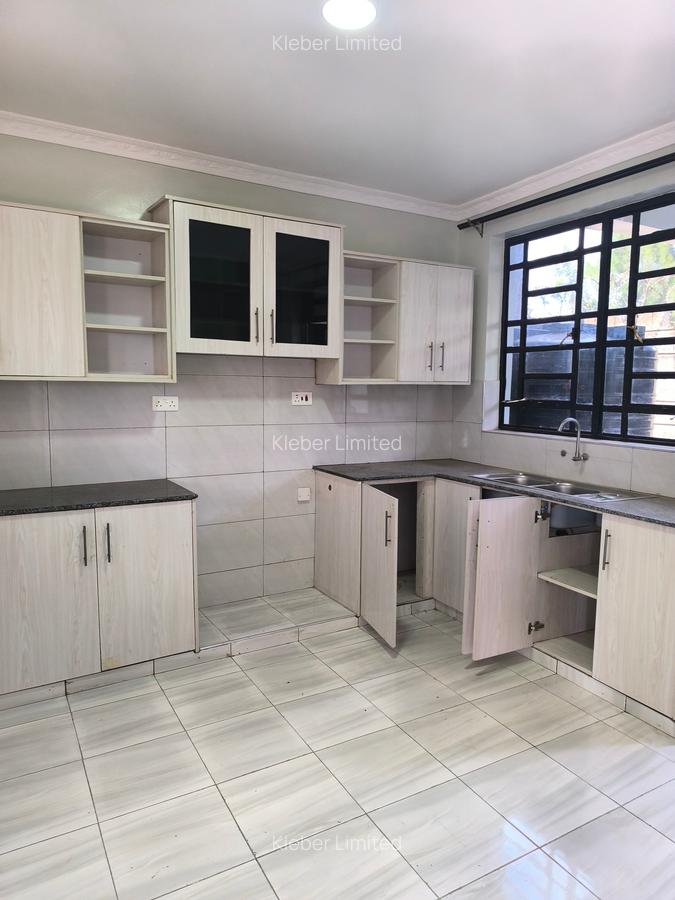 4 Bed House with En Suite in Gikambura - 10