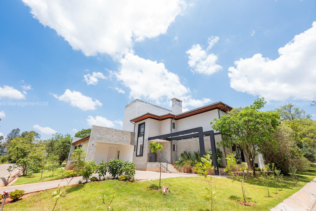 5 Bed Villa with En Suite at Oloolua - 16