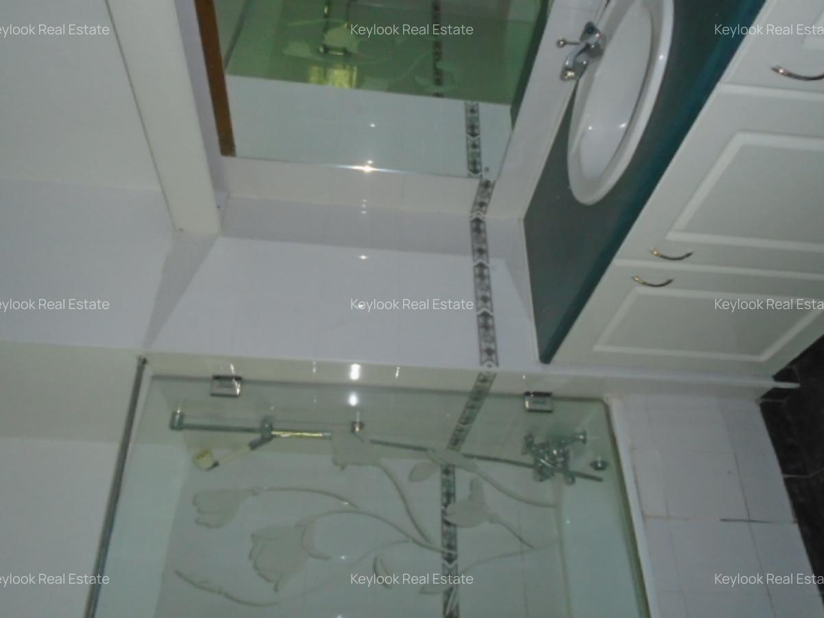 2 Bed Townhouse with En Suite at Kileleshwa - 13