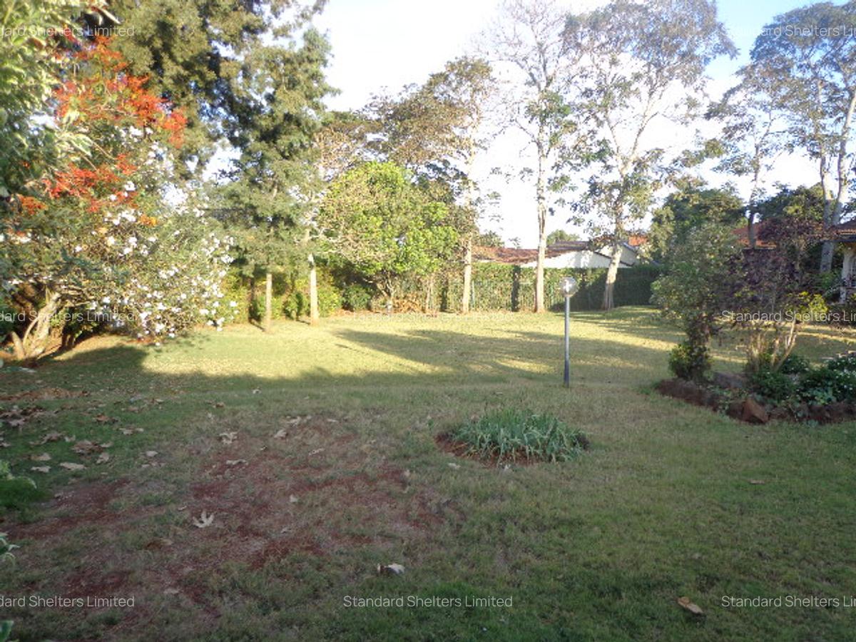7 Bed House with En Suite in Nyari - 5