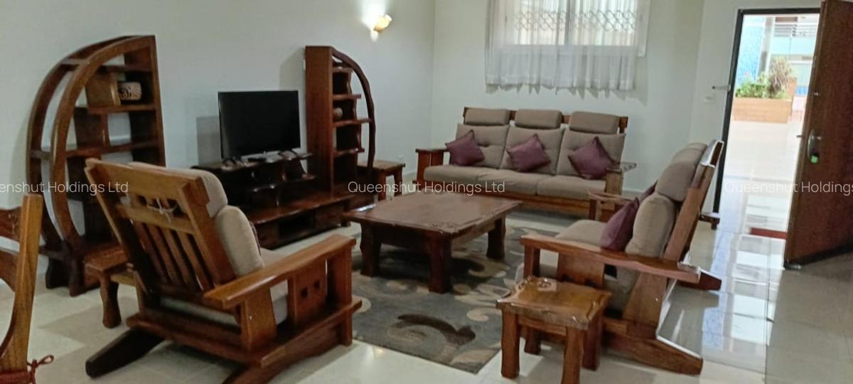 Serviced 3 Bed Apartment with En Suite in Kileleshwa - 20