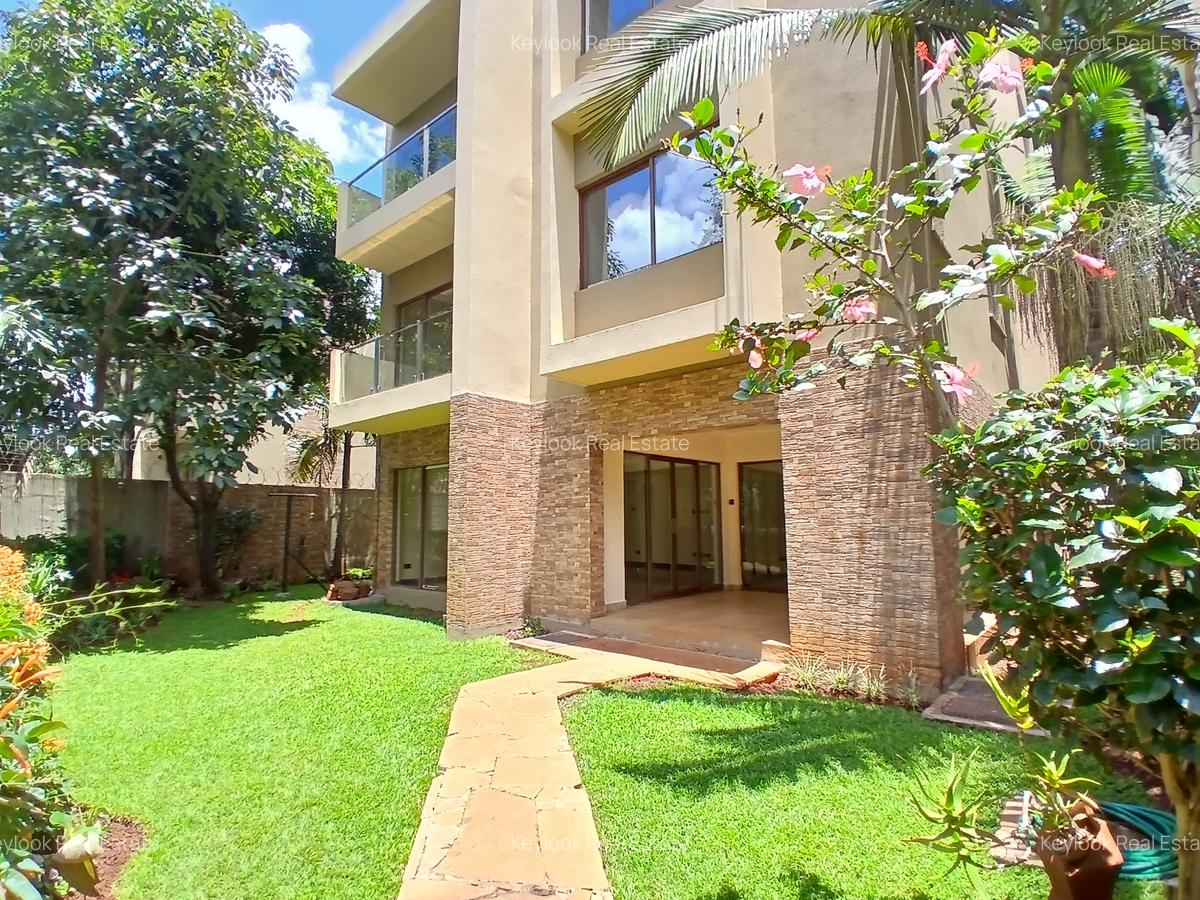 5 Bed Townhouse with En Suite at Lavington Green - 4
