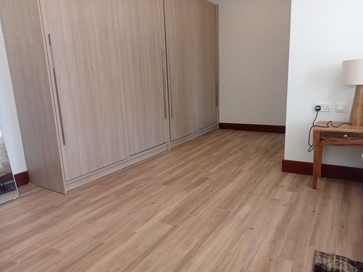 Furnished 3 Bed Apartment with En Suite in Parklands - 10