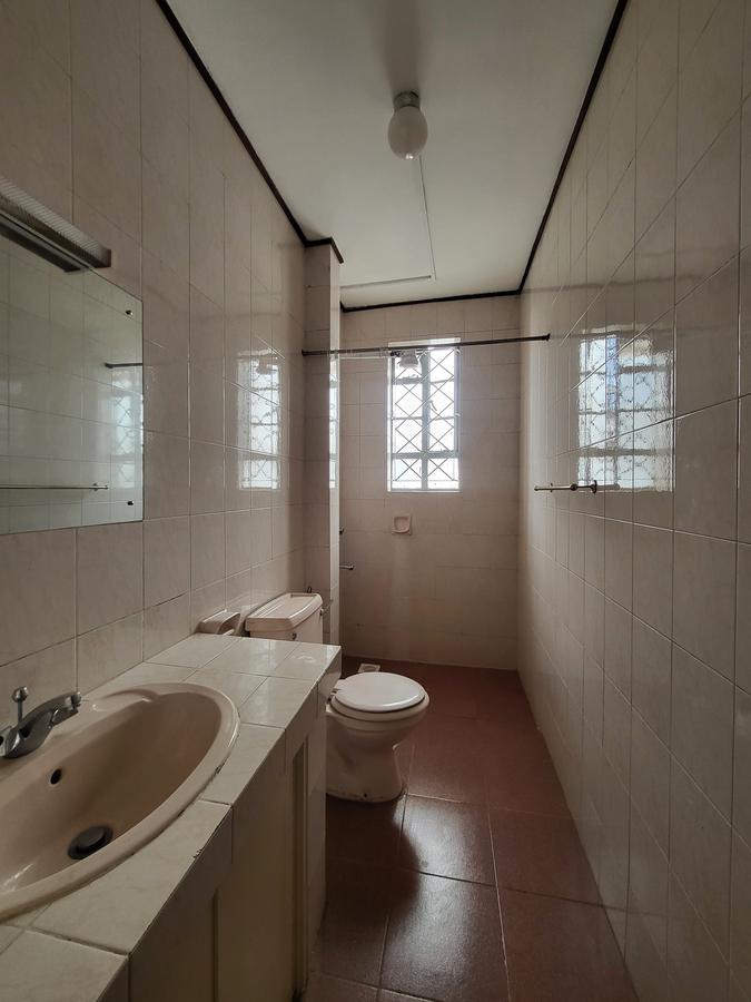 3 Bed Apartment with En Suite in Kileleshwa - 15