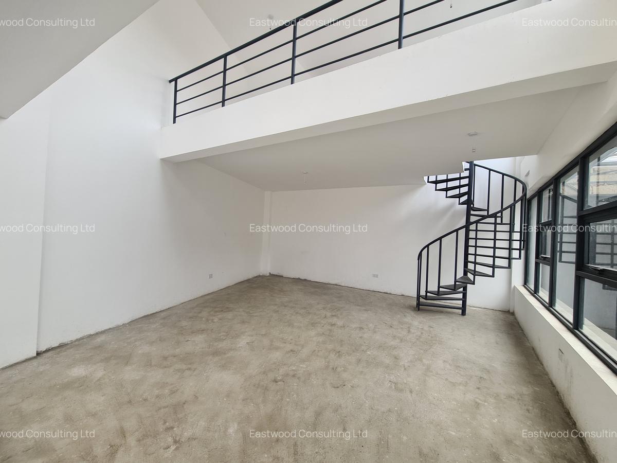 325 ft² Shop with Service Charge Included at 1St Parklands - 6