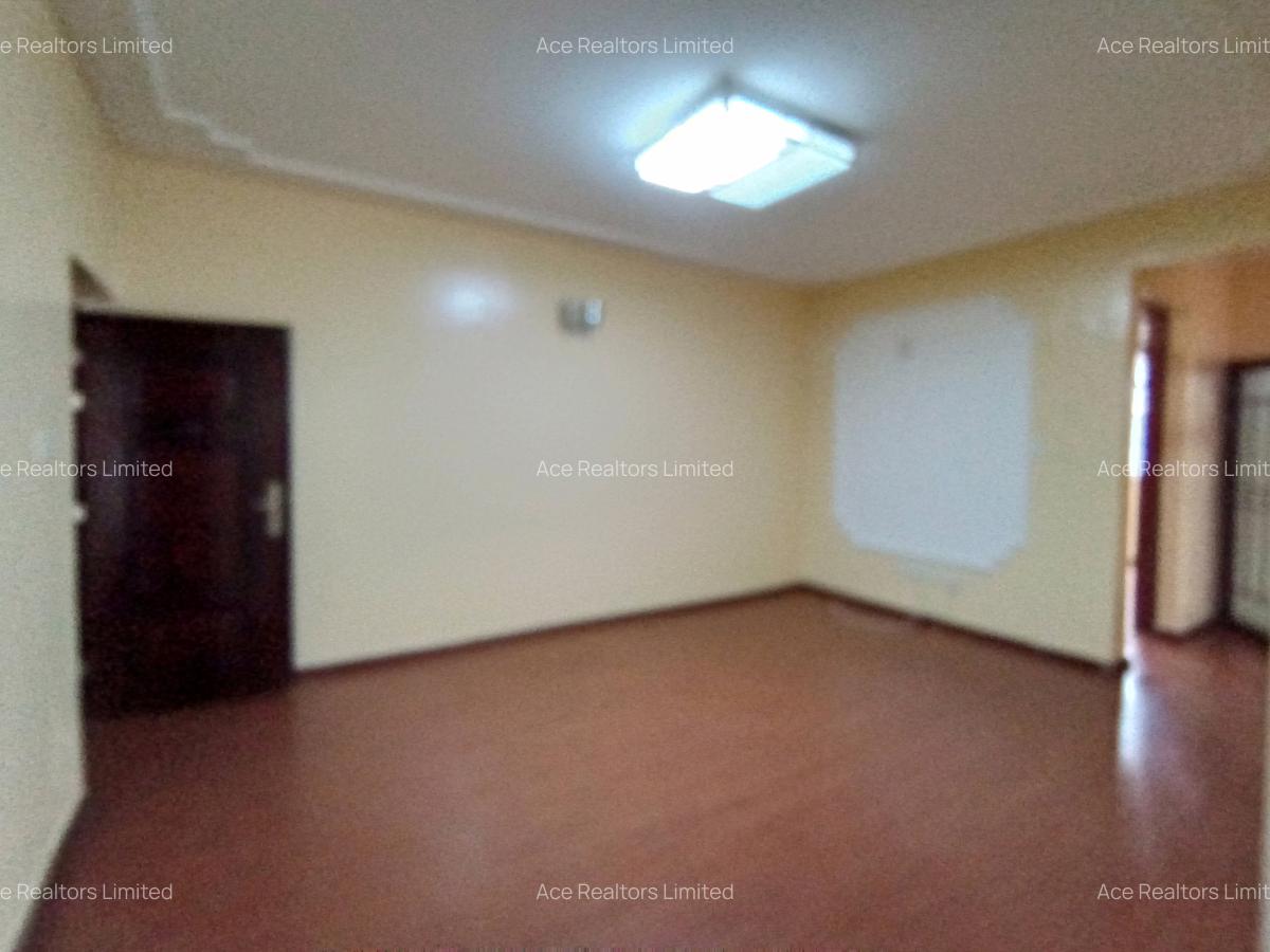 3 Bed Apartment with En Suite at Kilimani Estate Nairobi - 2