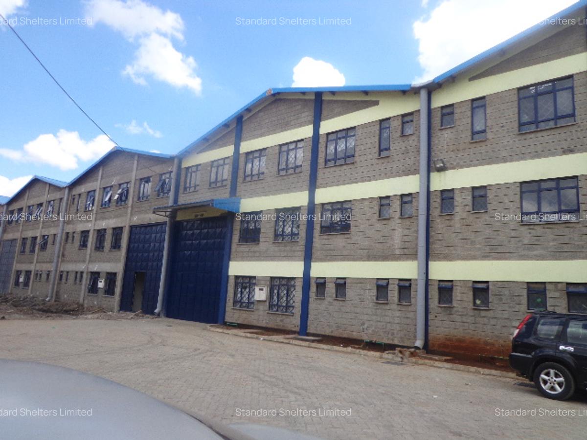 17,754 ft² Warehouse with Service Charge Included in Industrial Area - 4