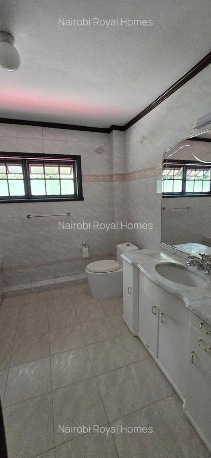 4 Bed Townhouse with En Suite at Riverside Drive - 8