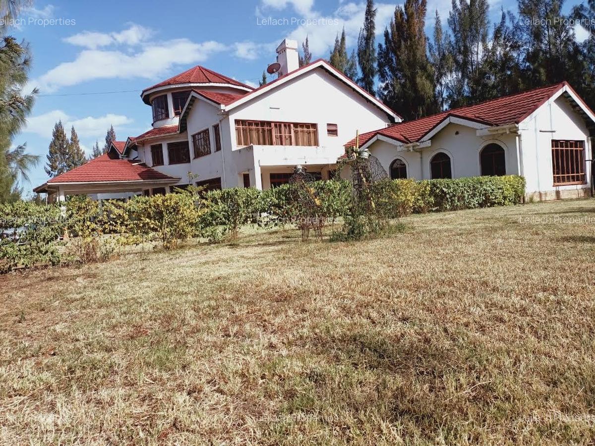 7 Bed House with En Suite in Karen - 2