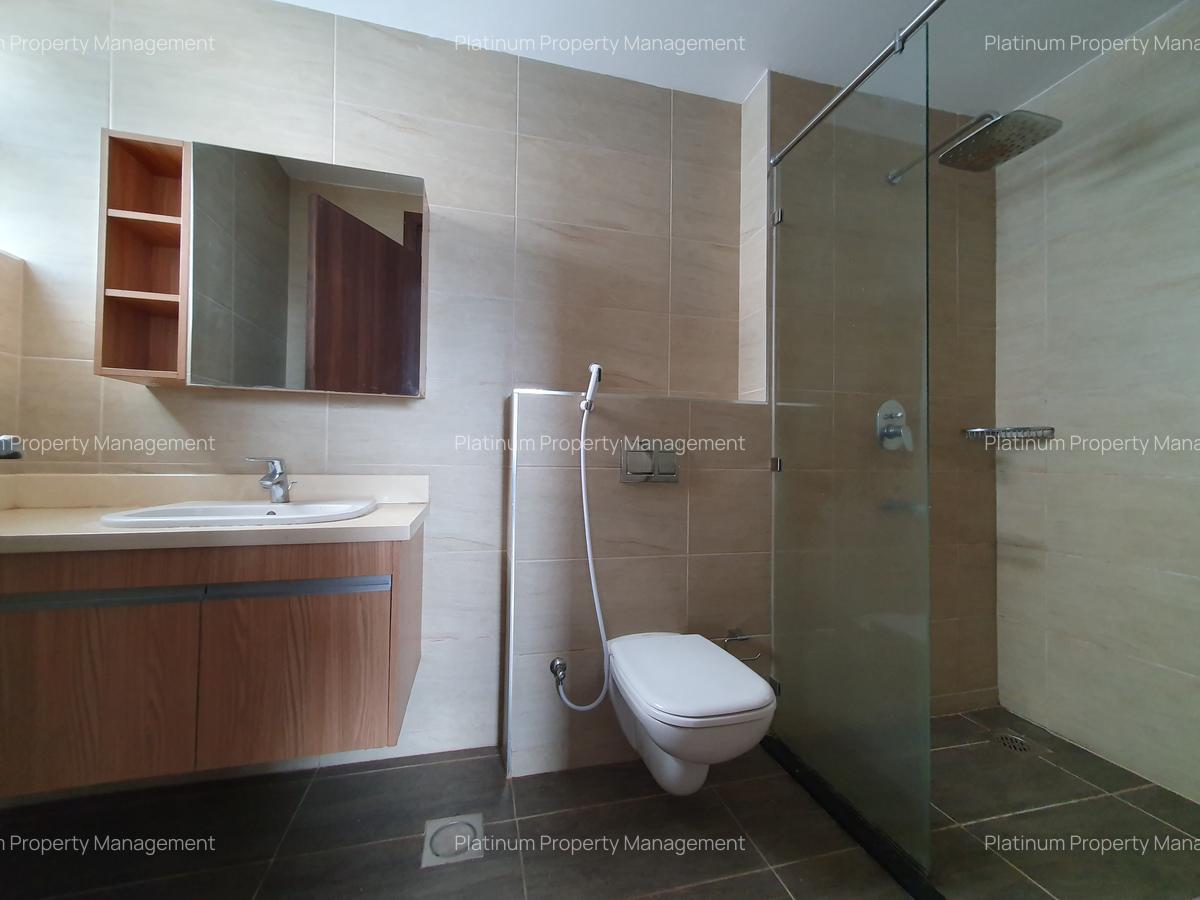 3 Bed Apartment with En Suite at Westlands - 15