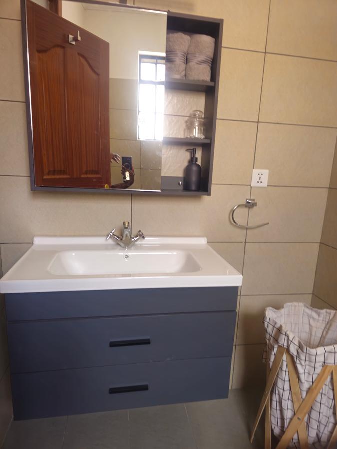 5 Bed Townhouse with En Suite at Mugutha - 19