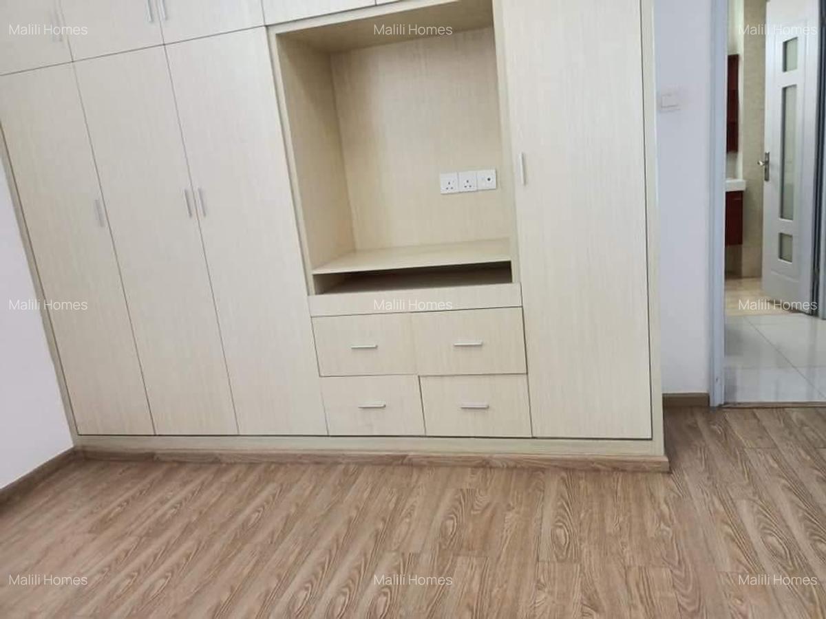 Office in Kilimani - 3