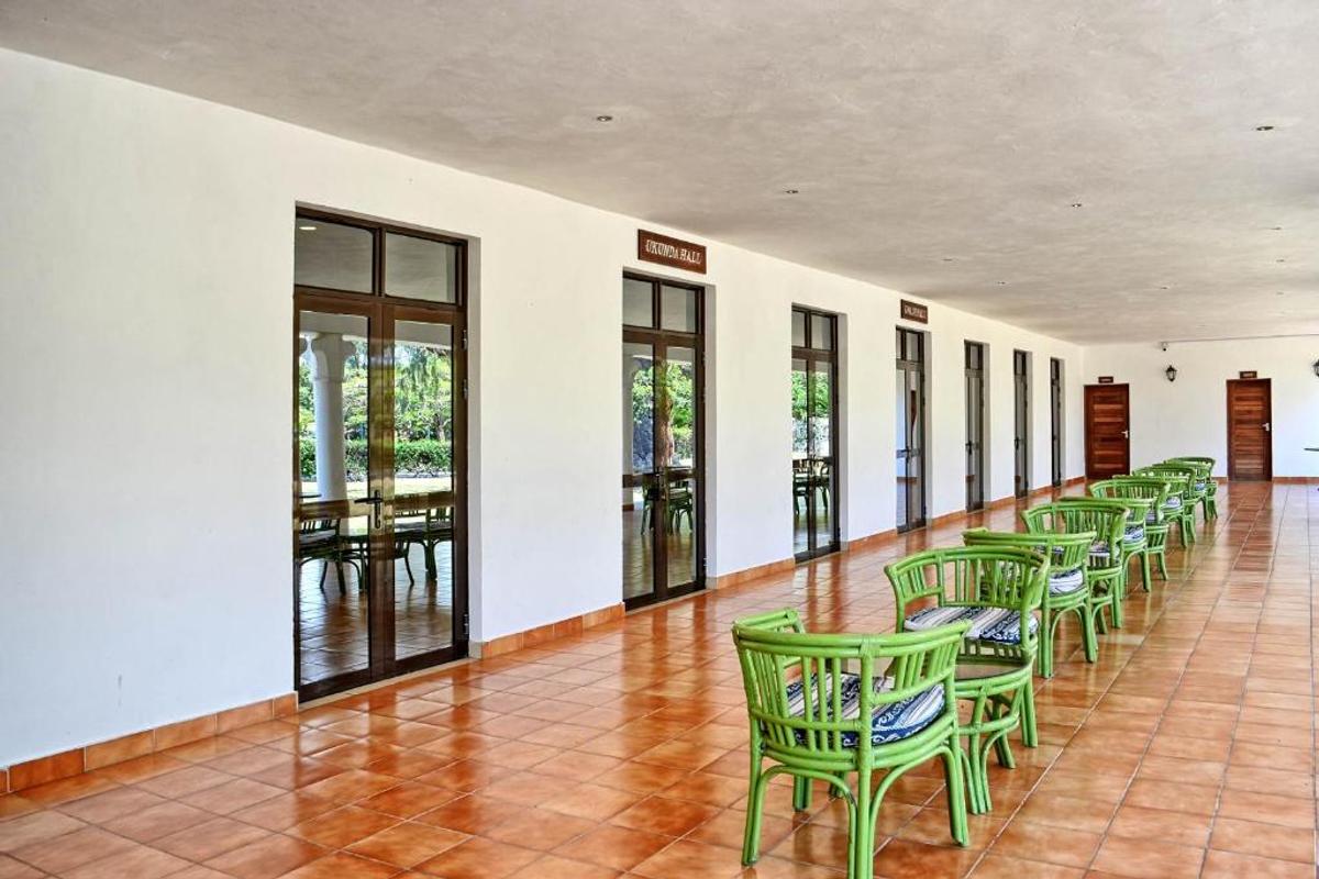 Furnished Commercial Property with Service Charge Included at Diani Beach Road - 10