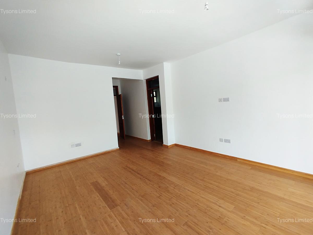 4 Bed Townhouse with En Suite in Lavington - 4