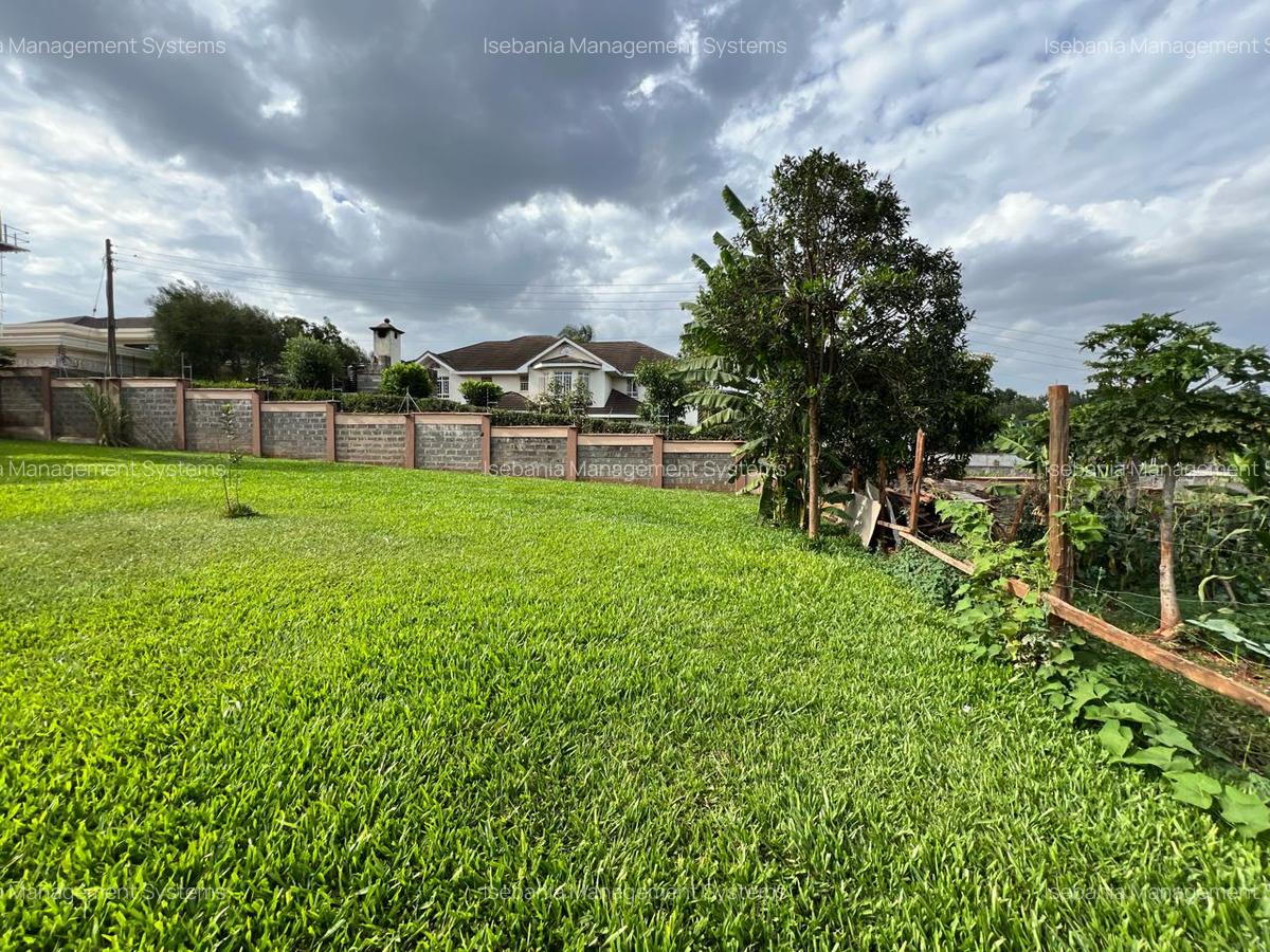 8 Bed House with En Suite at - 9