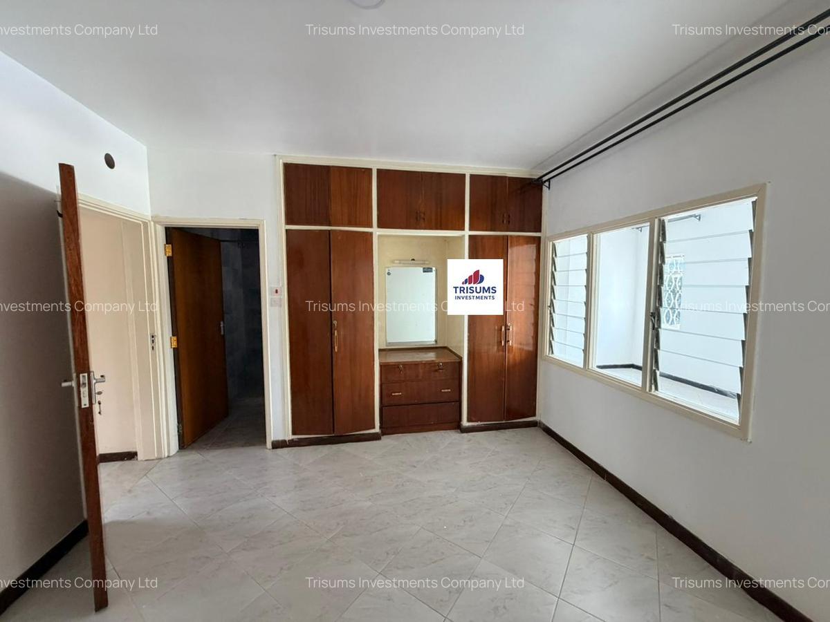 4 Bed Townhouse with En Suite in Westlands Area - 7