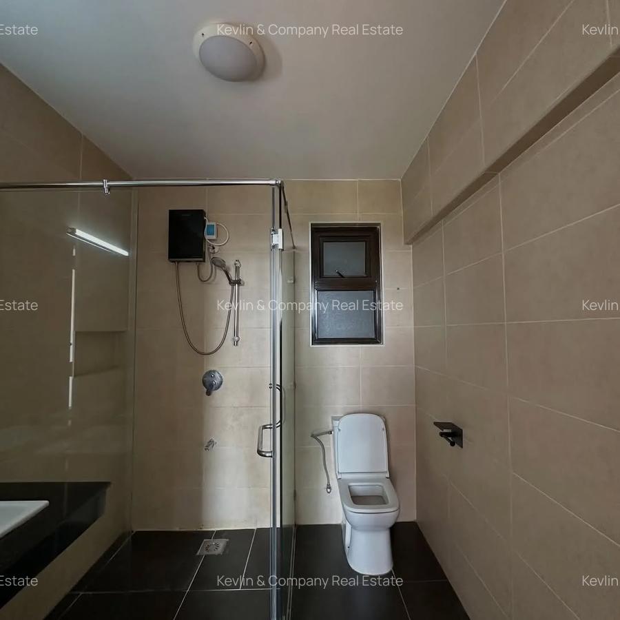2 Bed Apartment with En Suite at Dennis Pritt - 10