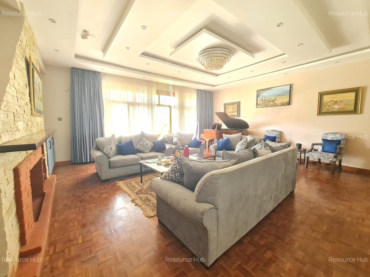 5 Bed House with En Suite at Loresho - 5