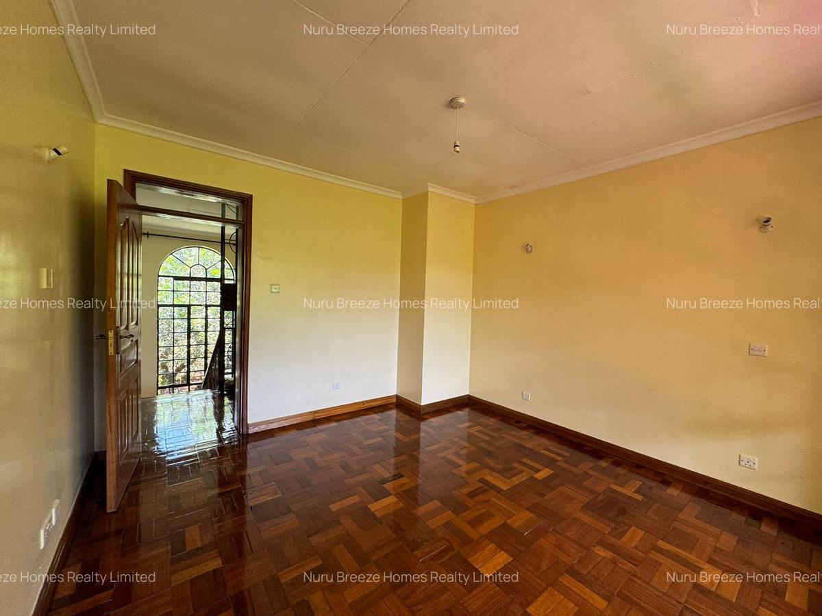 4 Bed Townhouse with En Suite in Runda - 19