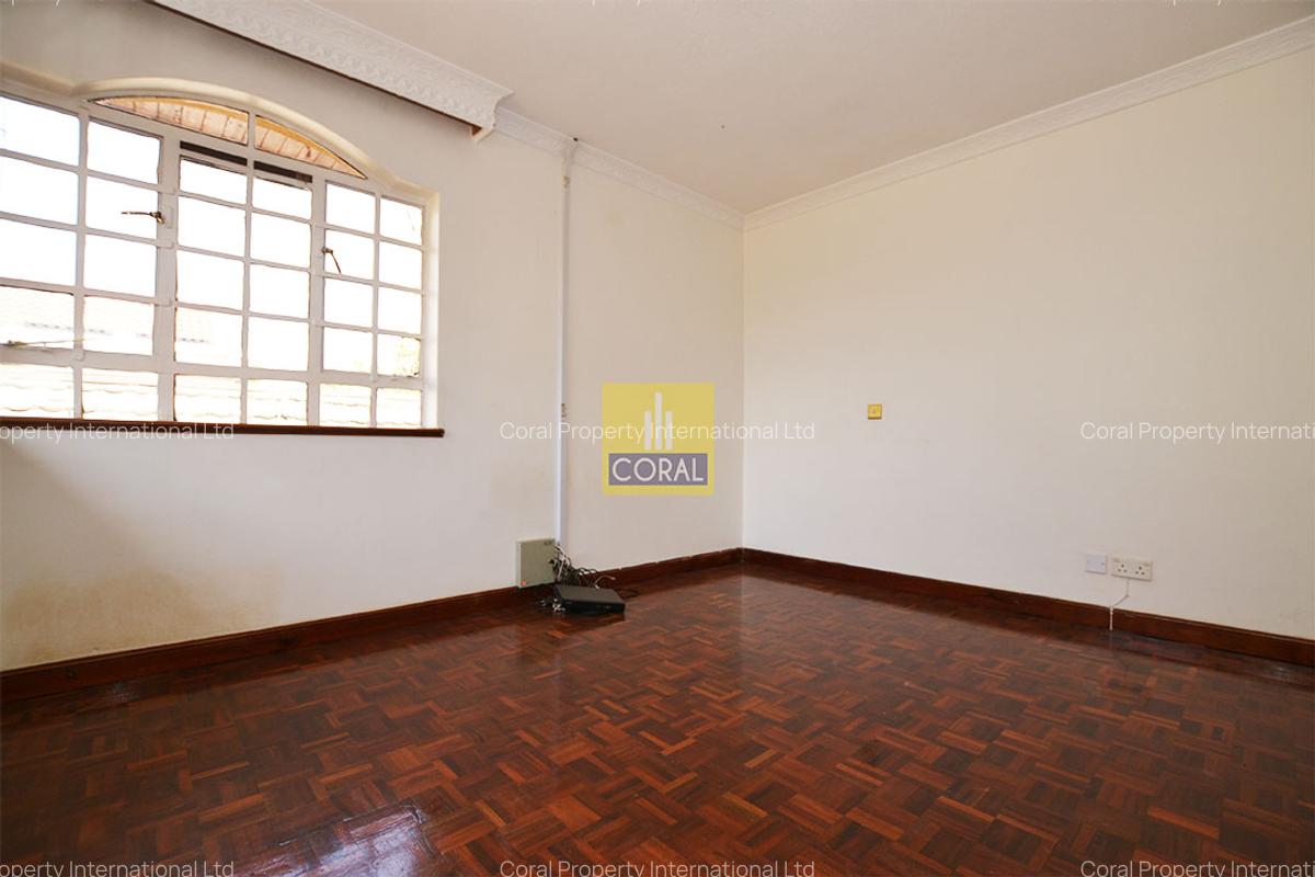 4 Bed Apartment in Muthaiga - 13