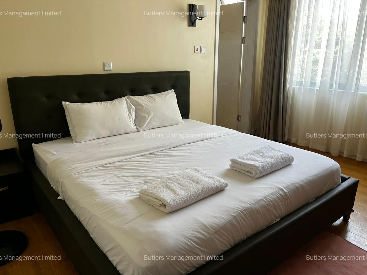 Serviced 3 Bed Apartment with En Suite in Brookside - 14