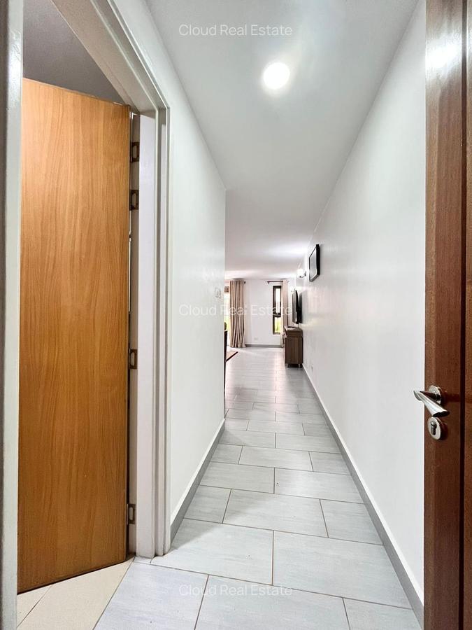 3 Bed Apartment with En Suite in Lavington - 8