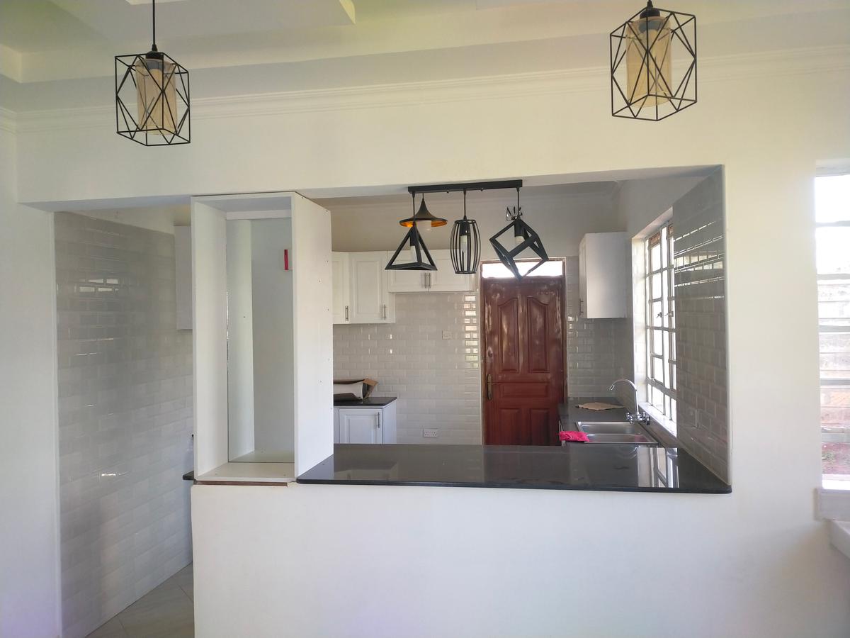 3 Bed House with En Suite at Lusingetti - 4