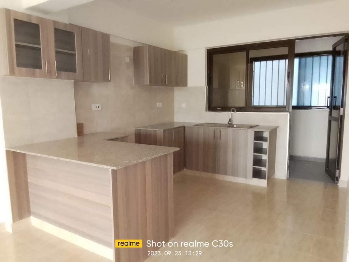 3 Bed Apartment with En Suite at Gateway Mall - 2