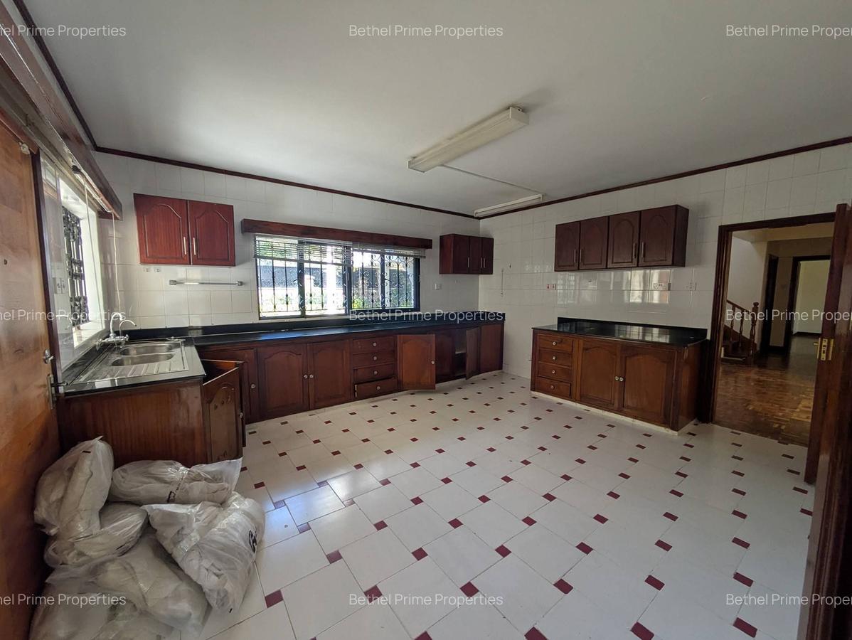 4 Bed House with Staff Quarters in Thigiri - 8