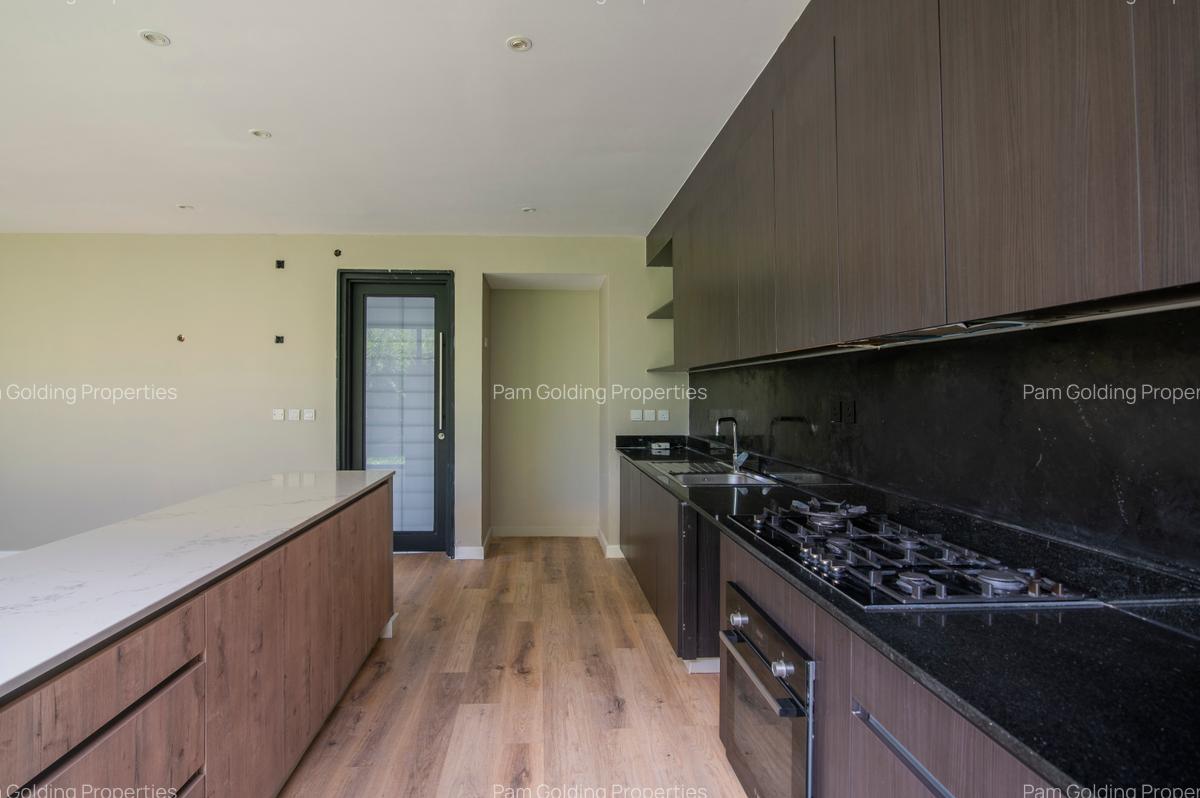 4 Bed House with En Suite at Kiambu Road - 5