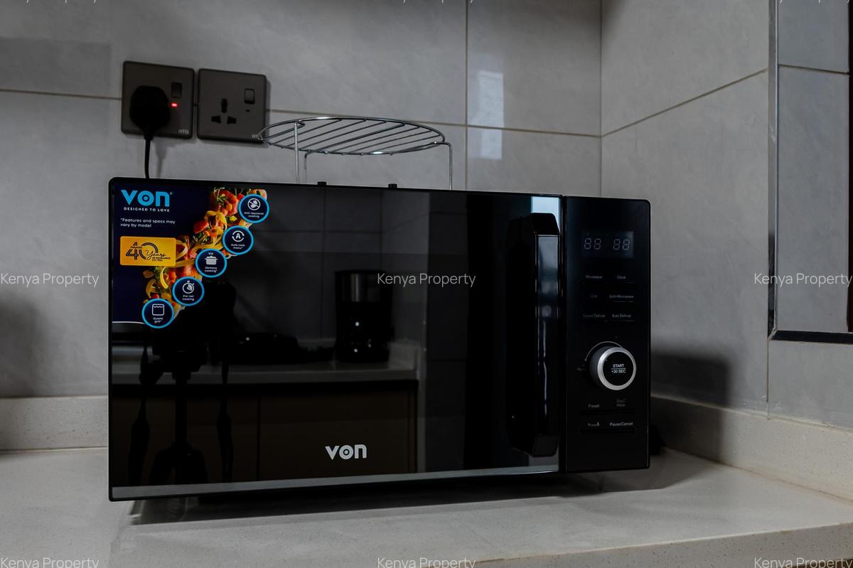 Serviced 3 Bed Apartment with En Suite at Riverside Drive - 11