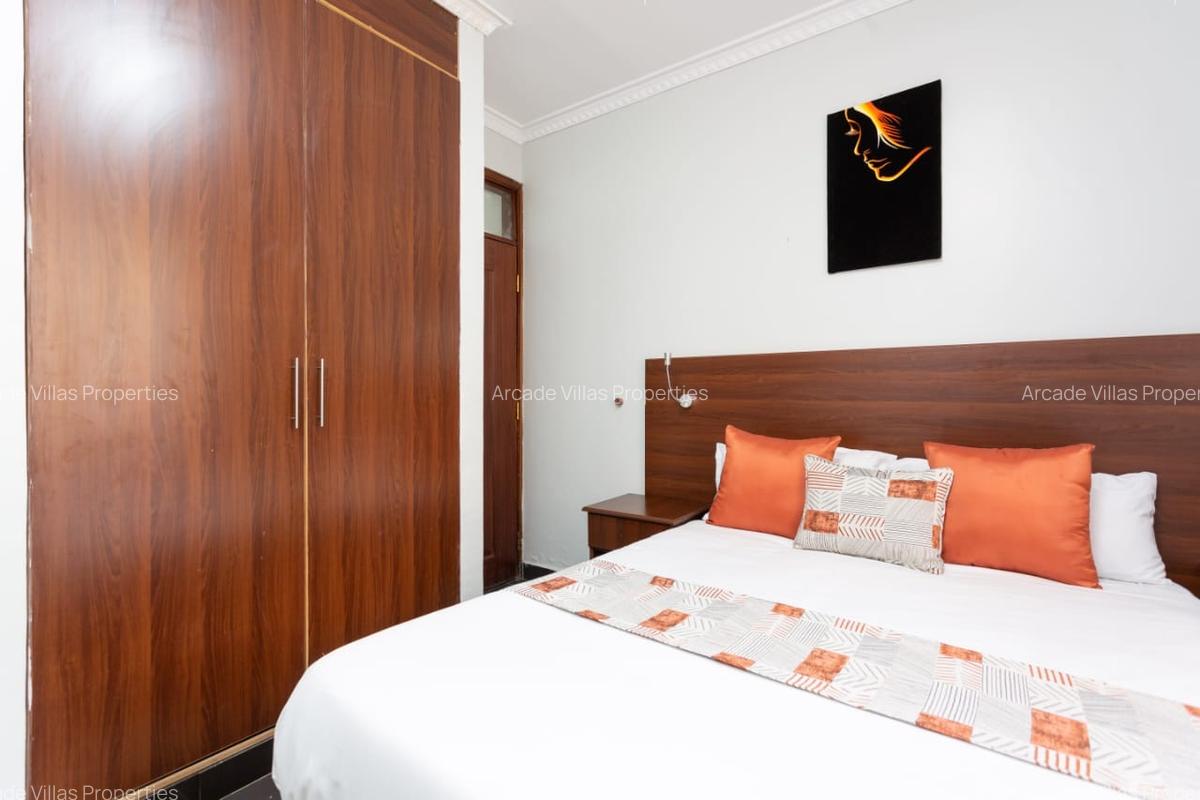 Serviced 1 Bed Apartment with En Suite in Riverside - 5