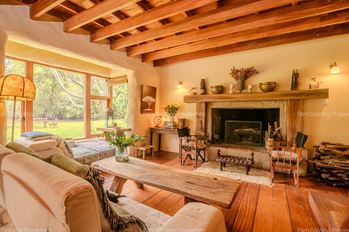 3 Bed House with En Suite in Loresho - 4