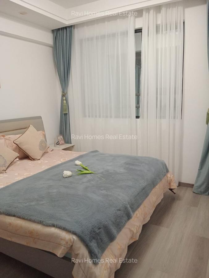 2 Bed Apartment with En Suite in Lavington - 6