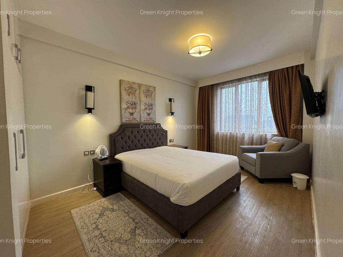 Serviced 1 Bed Apartment with En Suite in Riverside - 5