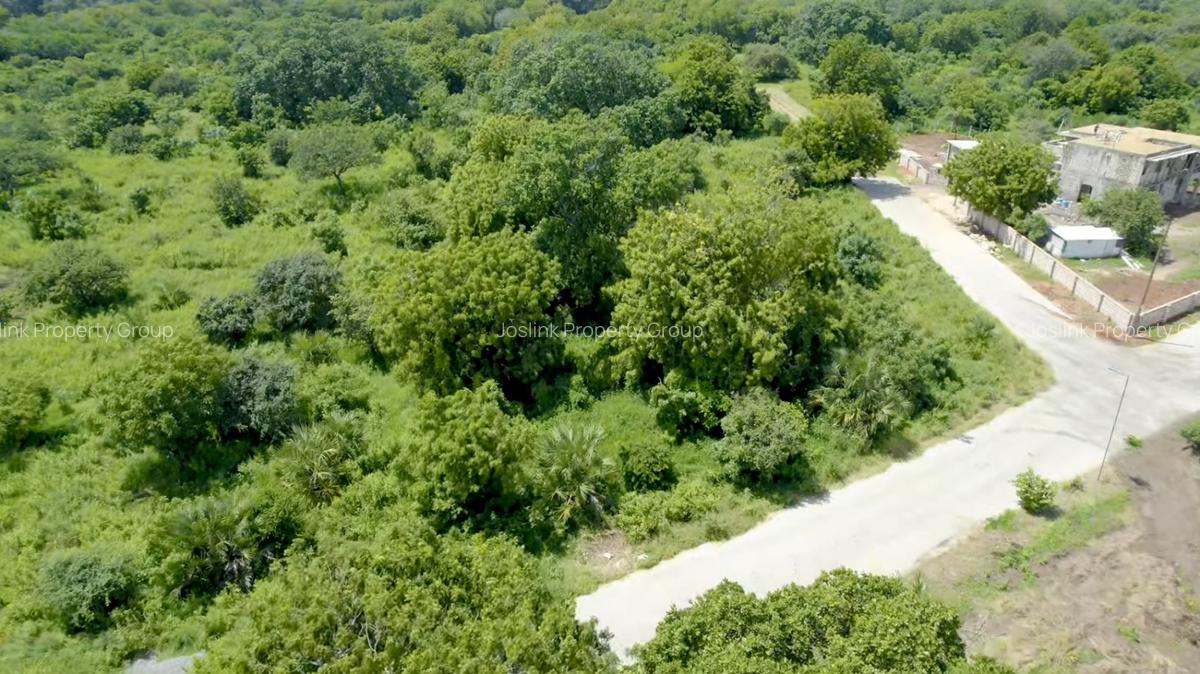 Land in Mtwapa - 5