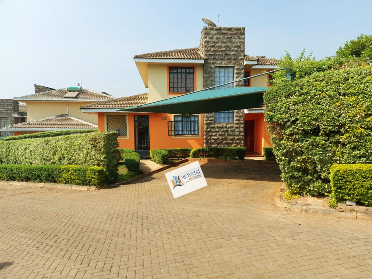 3 Bed Villa with En Suite at Fourways Junction Estate - 17