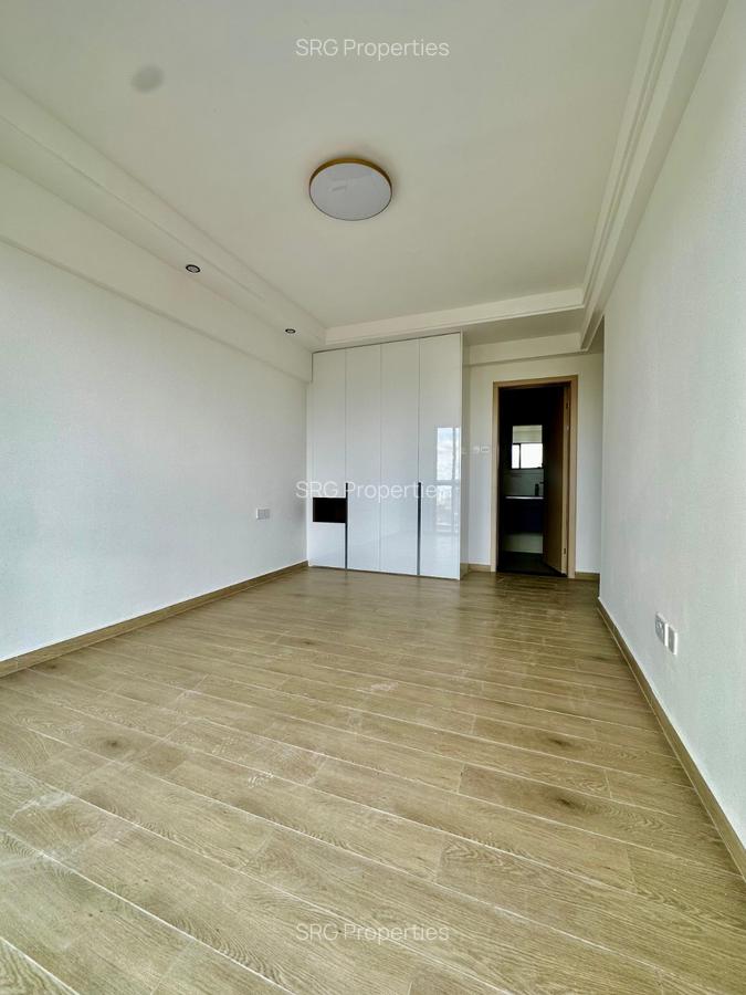 1 Bed Apartment with En Suite in Westlands Area - 13