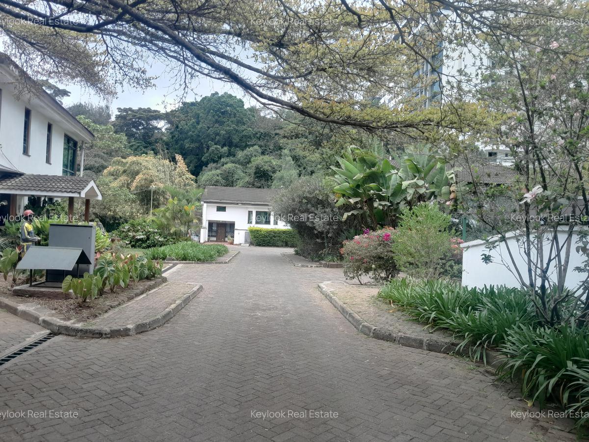 4 Bed Townhouse with En Suite at Kileleshwa - 2