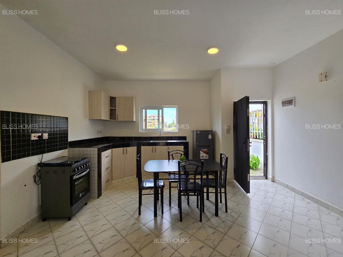 3 Bed Apartment with En Suite at Jcc Road - 8