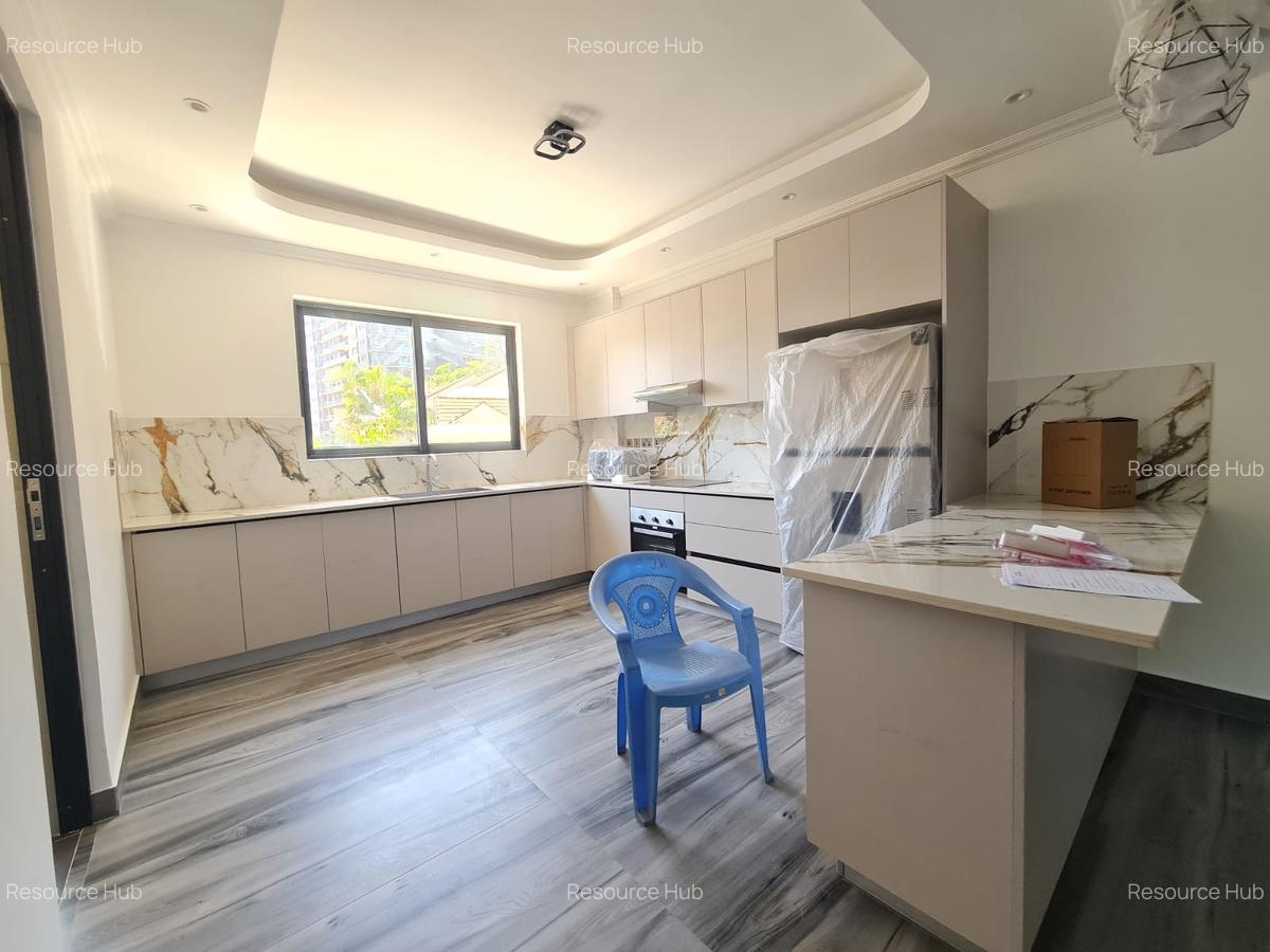 1 Bed Apartment with En Suite in Westlands Area - 7