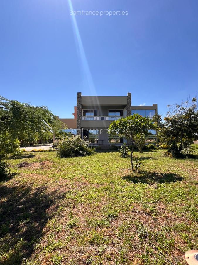 3 Bed Villa with En Suite at Vipingo Beach - 8