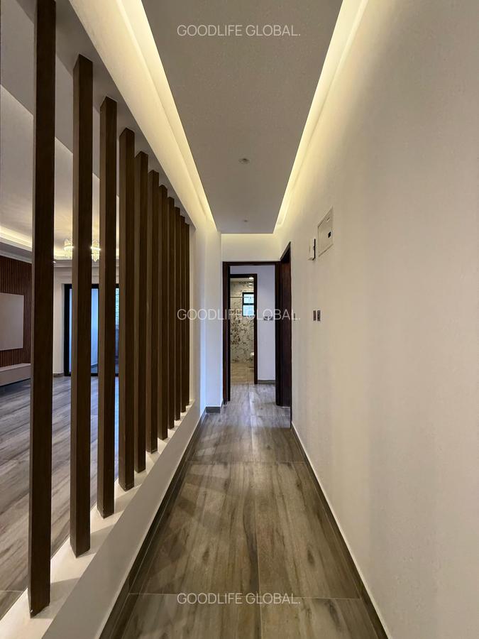 1 Bed Apartment with En Suite in Brookside - 6