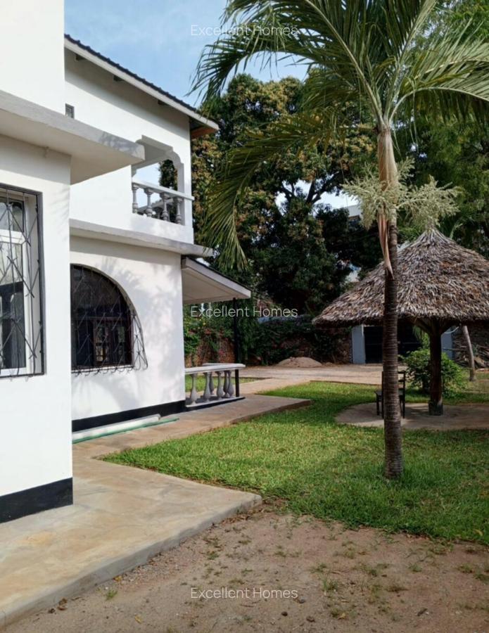 4 Bed House with En Suite in Mtwapa - 14