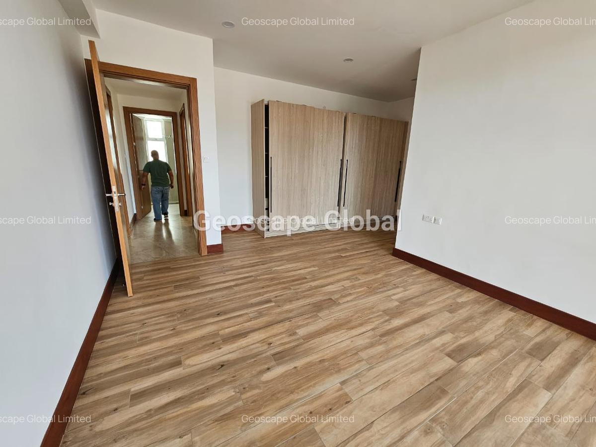 4 Bed Apartment with En Suite in Westlands Area - 16