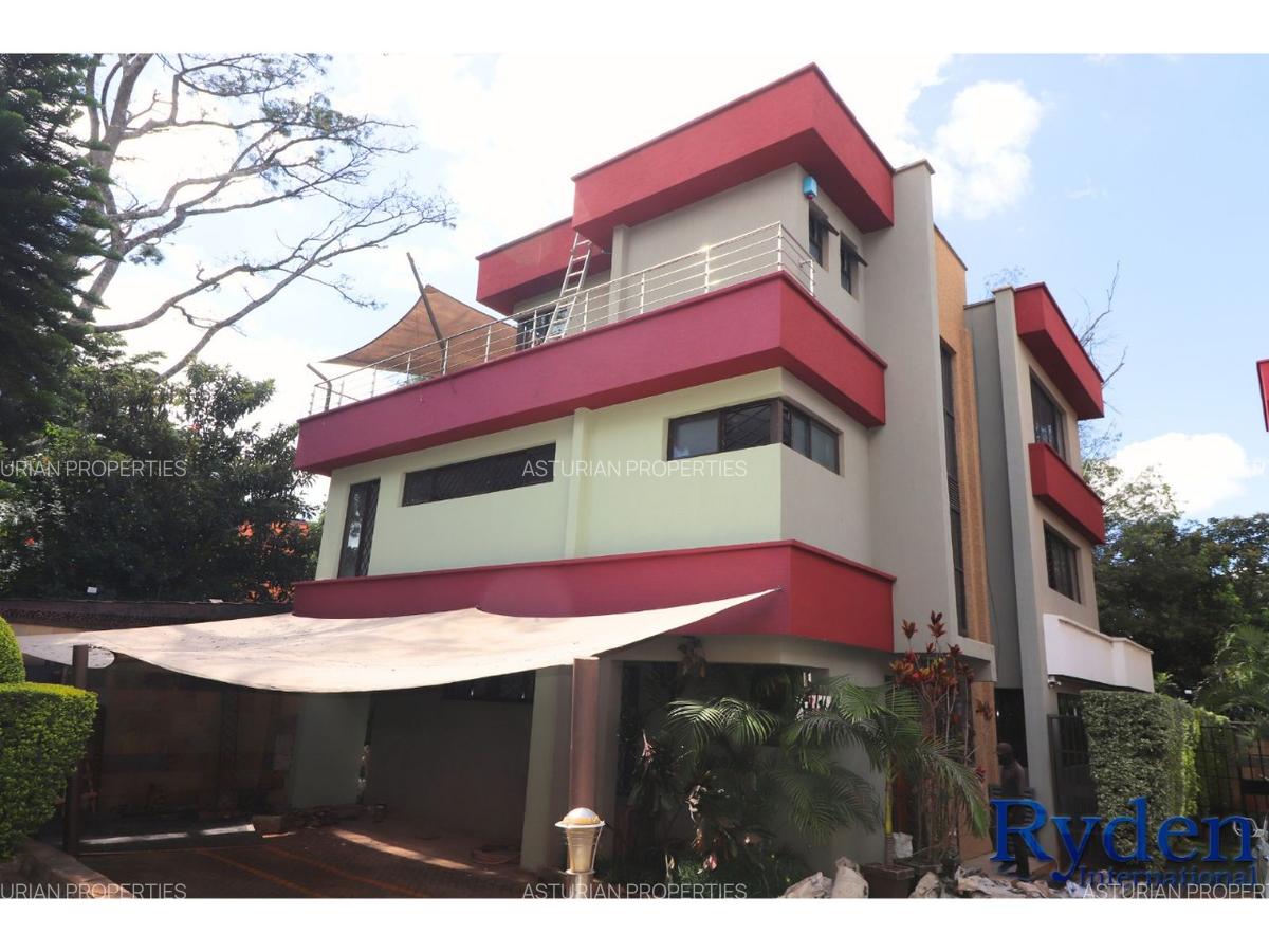 5 Bed Townhouse with En Suite in Lavington - 14
