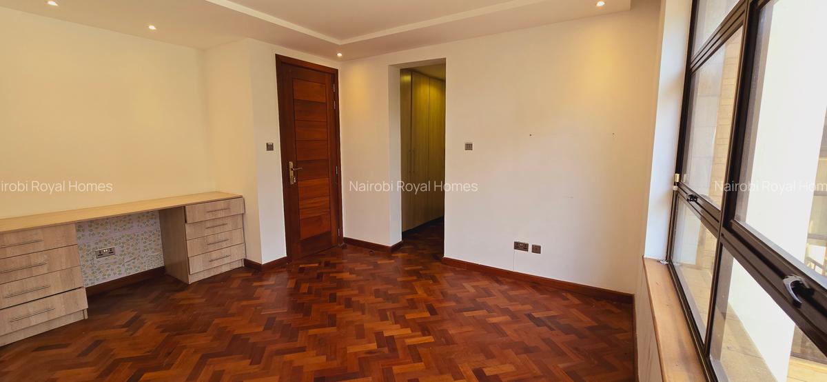 5 Bed Townhouse with En Suite at Mzima Springs - 14