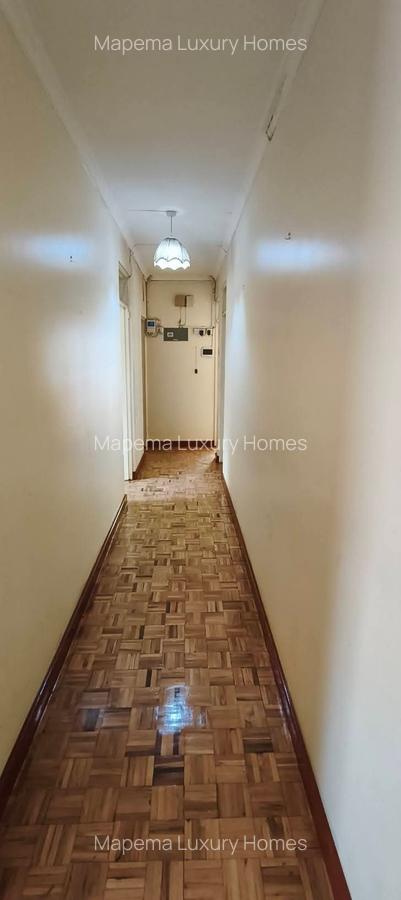 4 Bed House with En Suite at Old Runda - 9
