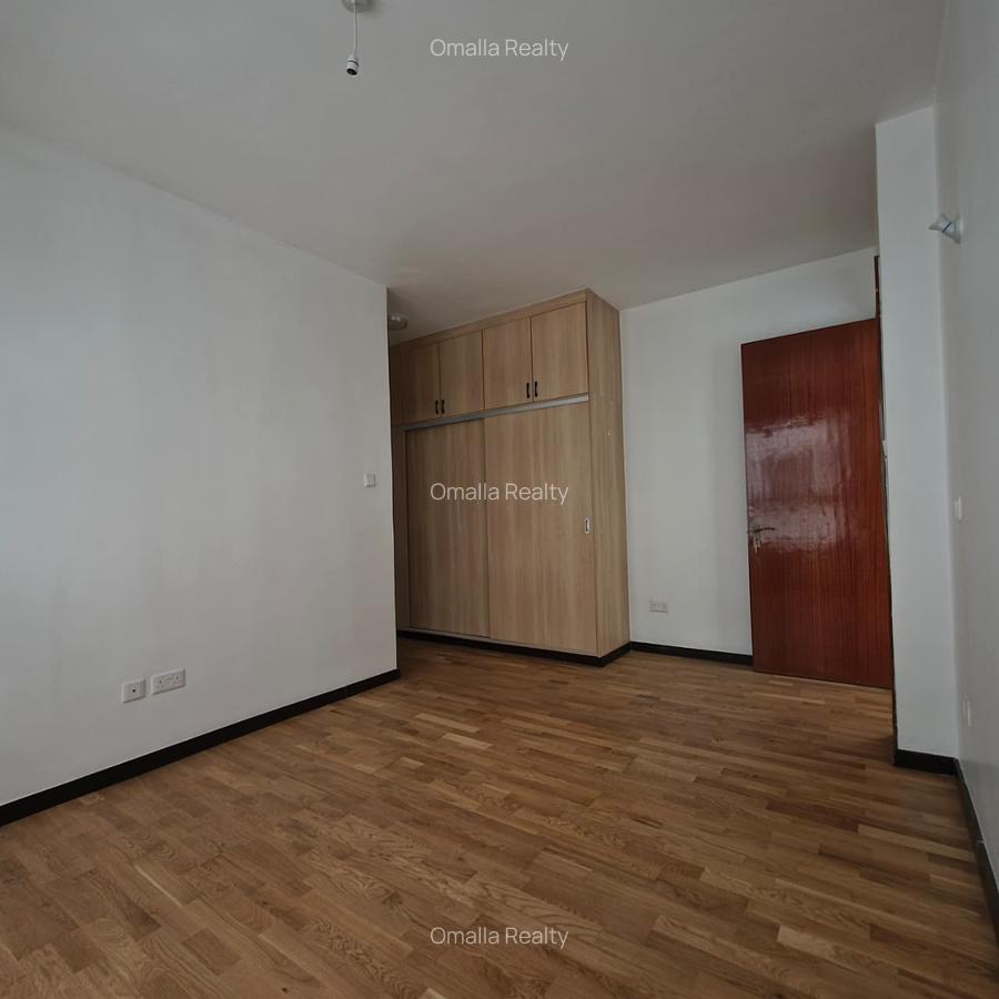 4 Bed Townhouse with En Suite in Westlands Area - 17